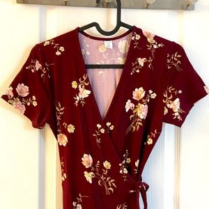 Burgundy floral casual knee length wrap around dress